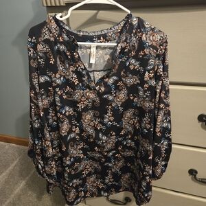 Size 1X women's floral blouse navy